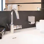 Szálloda Hbs By Wmm *