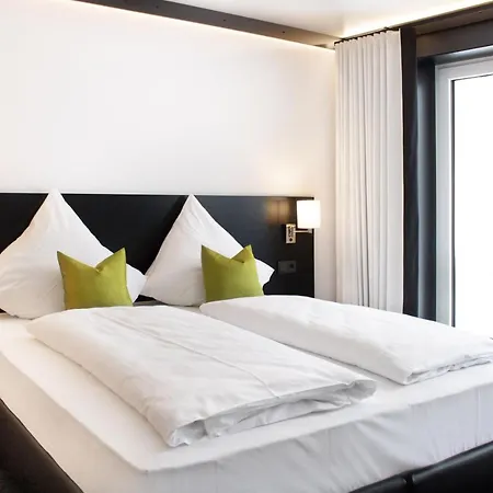 Hotel Hbs By Wmm